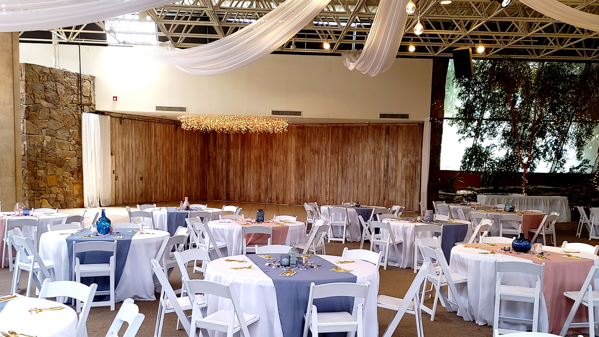 Warm reception arrangement in the Rock Garden Room at Oasis Grand Hall